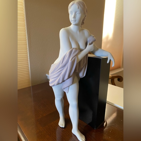 RETIRED 2008 ‘INNER BEAUTY ’ Lladro item#01016889 - Picture 2 of 16